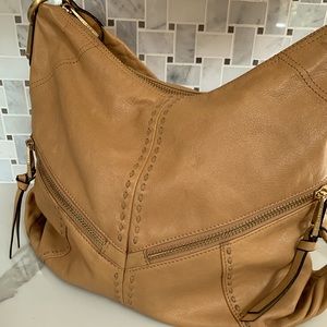 Gorgeous B. Makowsky leather handbag 👜